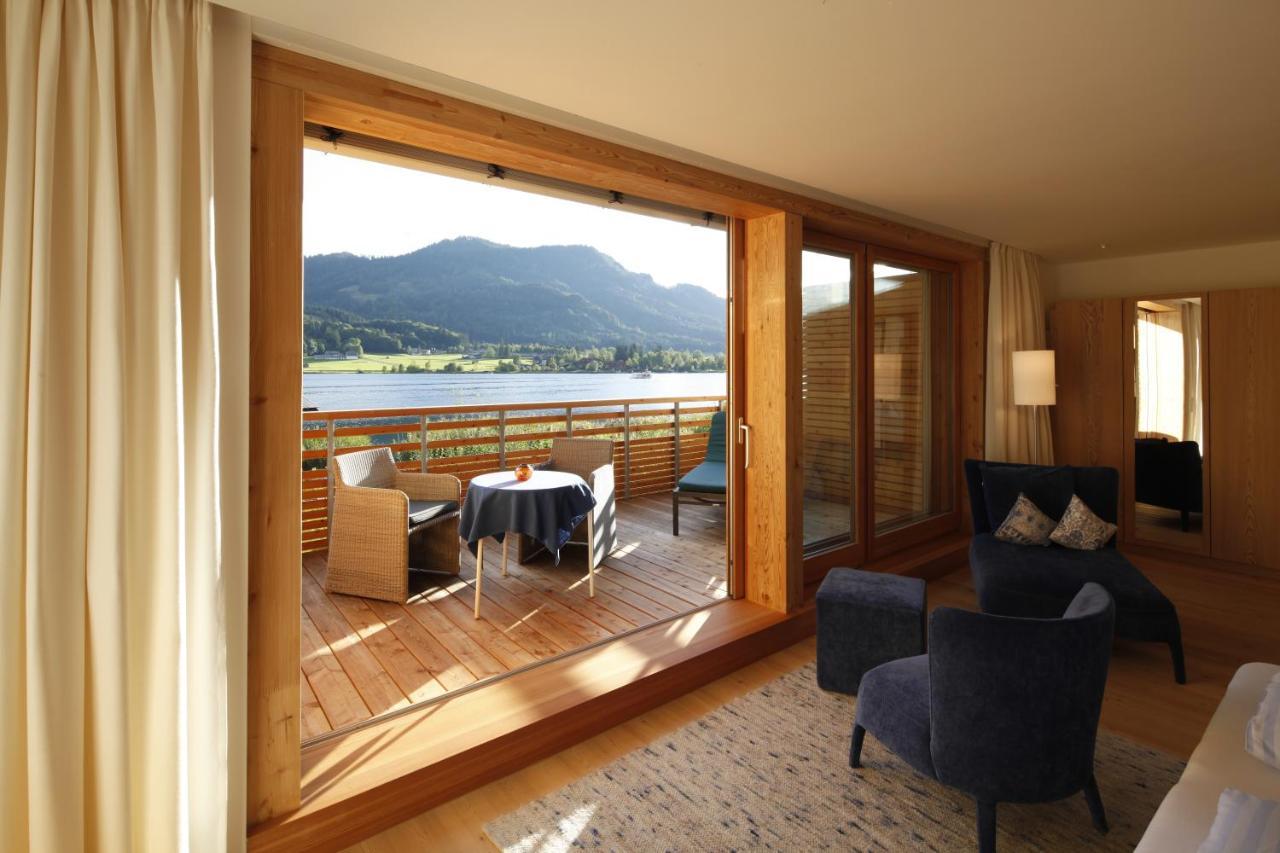 Seehotel Enzian Weissensee Exterior photo